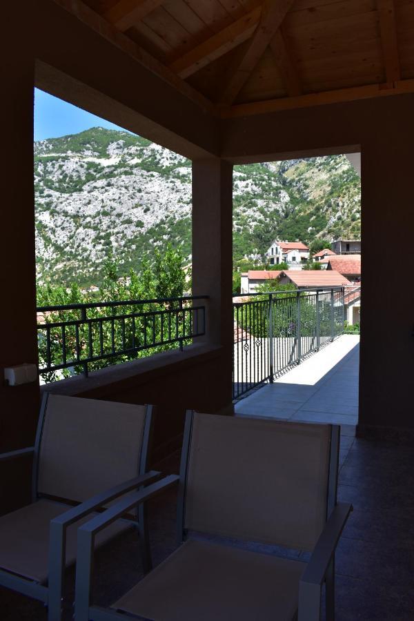 Apartments Montenegro Risan Cuckovic 外观 照片