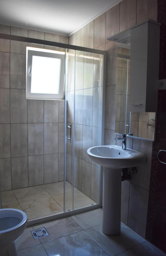 Apartments Montenegro Risan Cuckovic 外观 照片