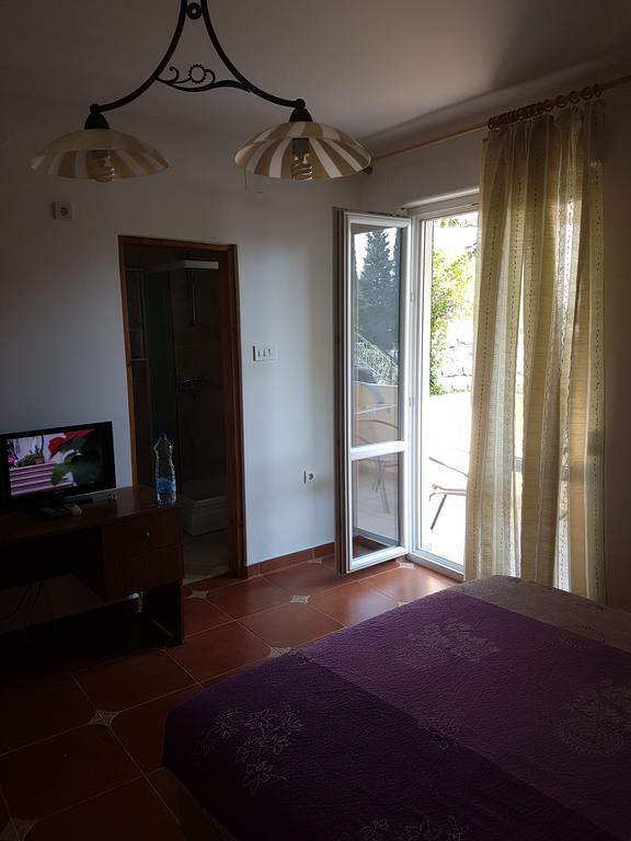 Apartments Montenegro Risan Cuckovic 外观 照片