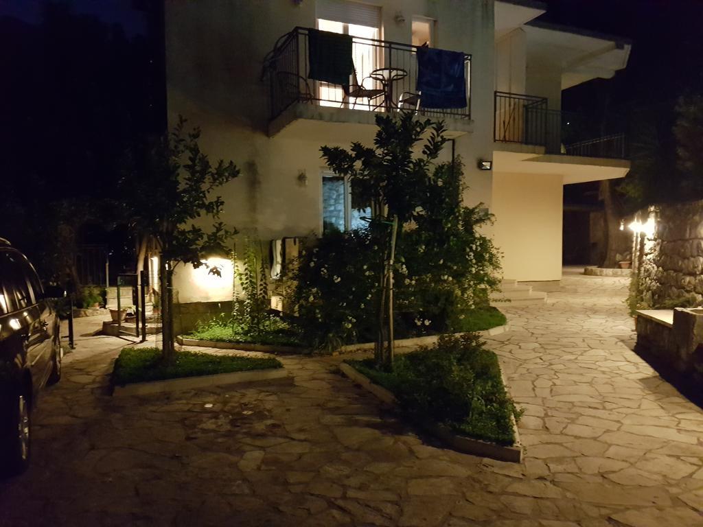 Apartments Montenegro Risan Cuckovic 外观 照片