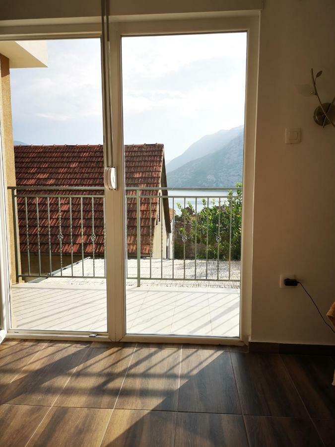Apartments Montenegro Risan Cuckovic 外观 照片